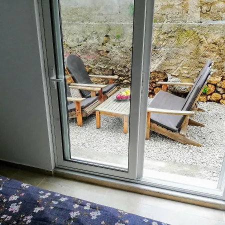 Amazing Near The New Marina And Old Town Apartment