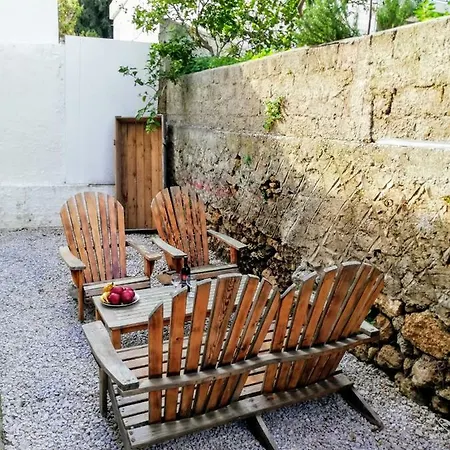 Amazing Near The New Marina And Old Town アパート Rhodes City